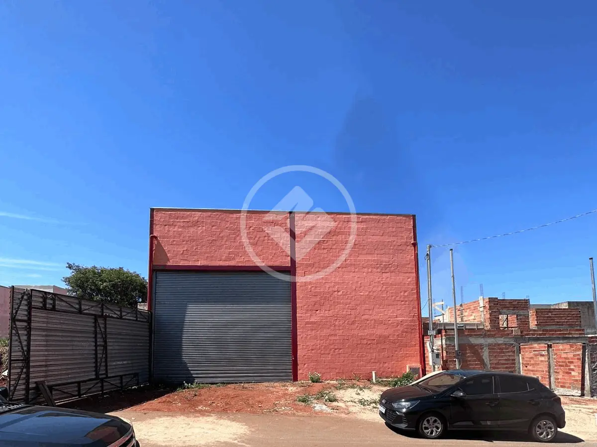 Galpão Residencial Petrópolis, Goiânia - GO — foto 1
