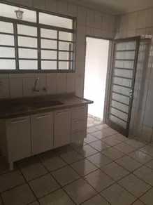 Imagem 4 - Casa em Conjunto Habitacional José Roberto Téo, Ribeirão Preto - SP