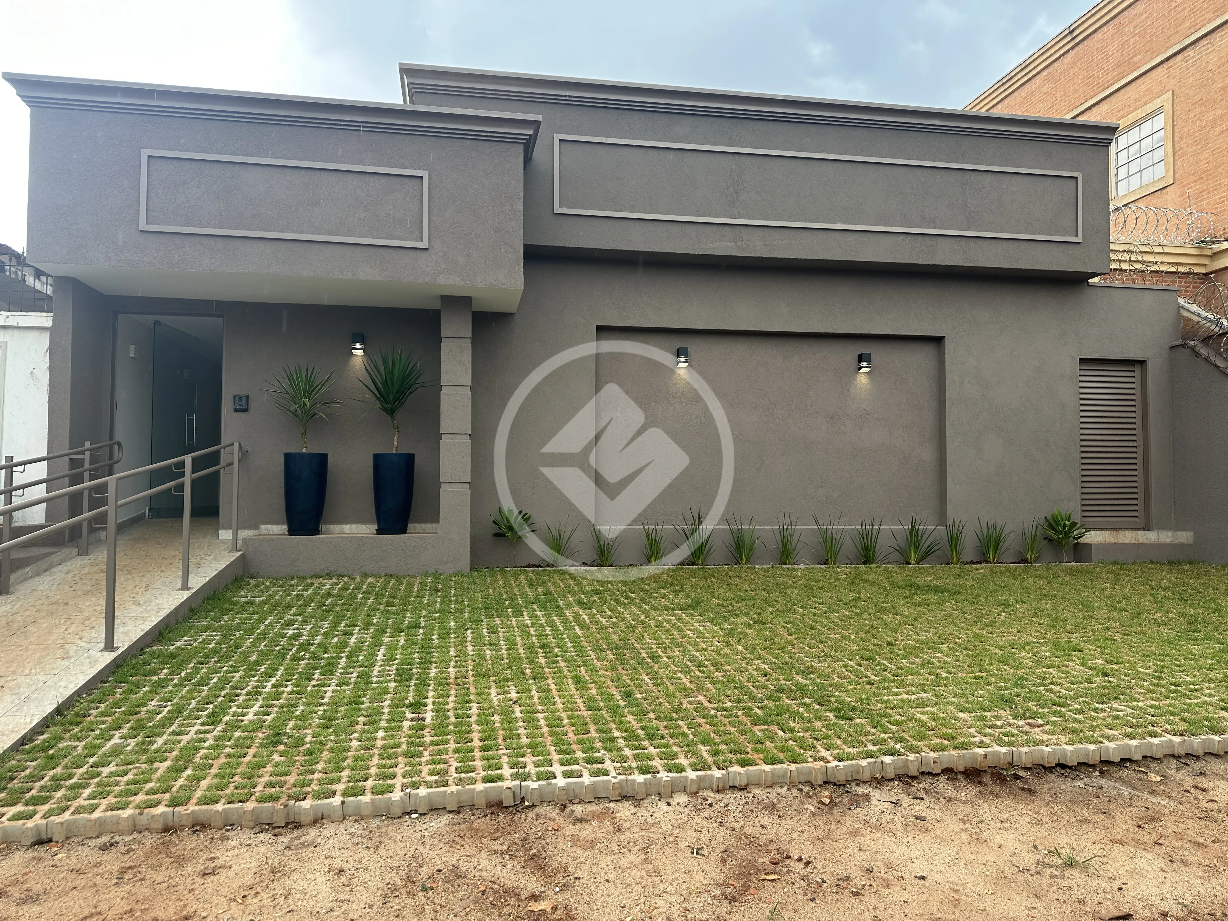 Casa Comercial Jardim Sumaré, Ribeirão Preto - SP — foto 1