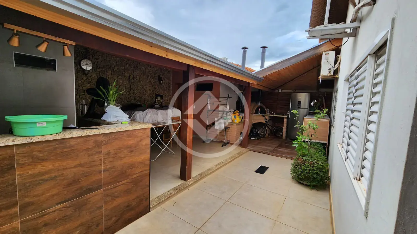 Imagem 1 - Casa em Conjunto Habitacional Jardim das Palmeiras, Ribeirão Preto - SP