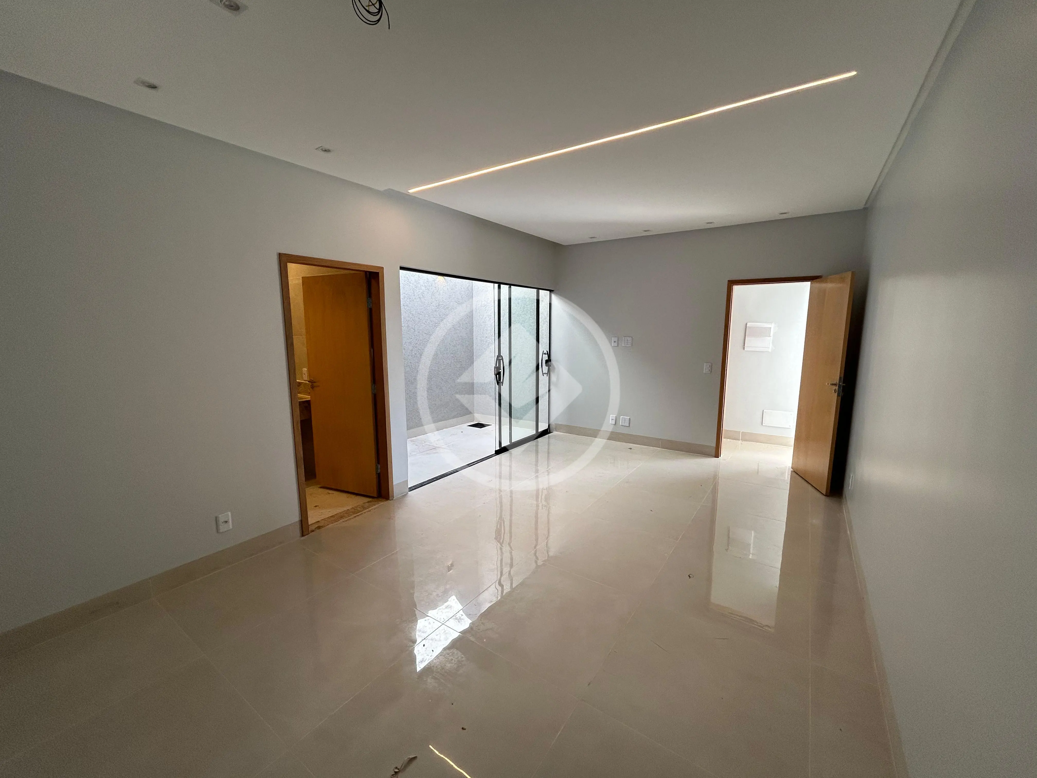 Imagem 4 - Casa em Parque das Paineiras (1,2,3 e 4 Etapa), Goiânia - GO