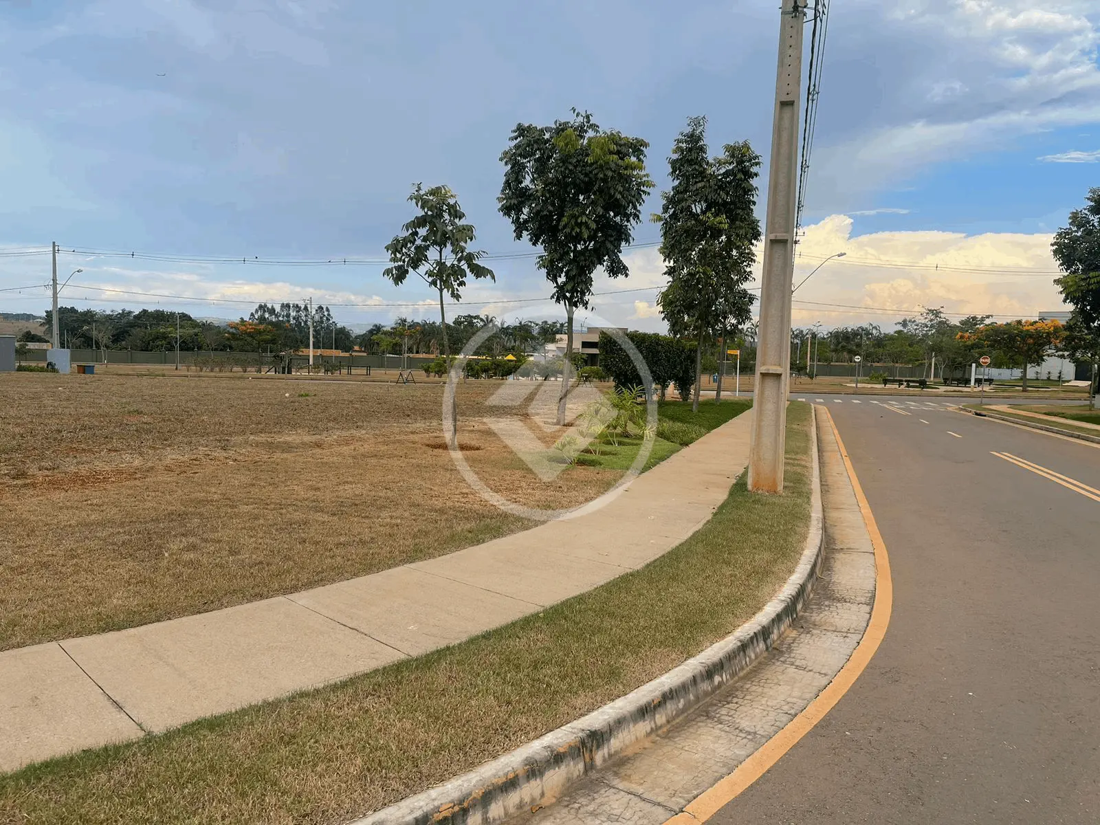 Imagem 3 - Terreno Condomínio em Terras Alpha Residencial 2, Senador Canedo - GO