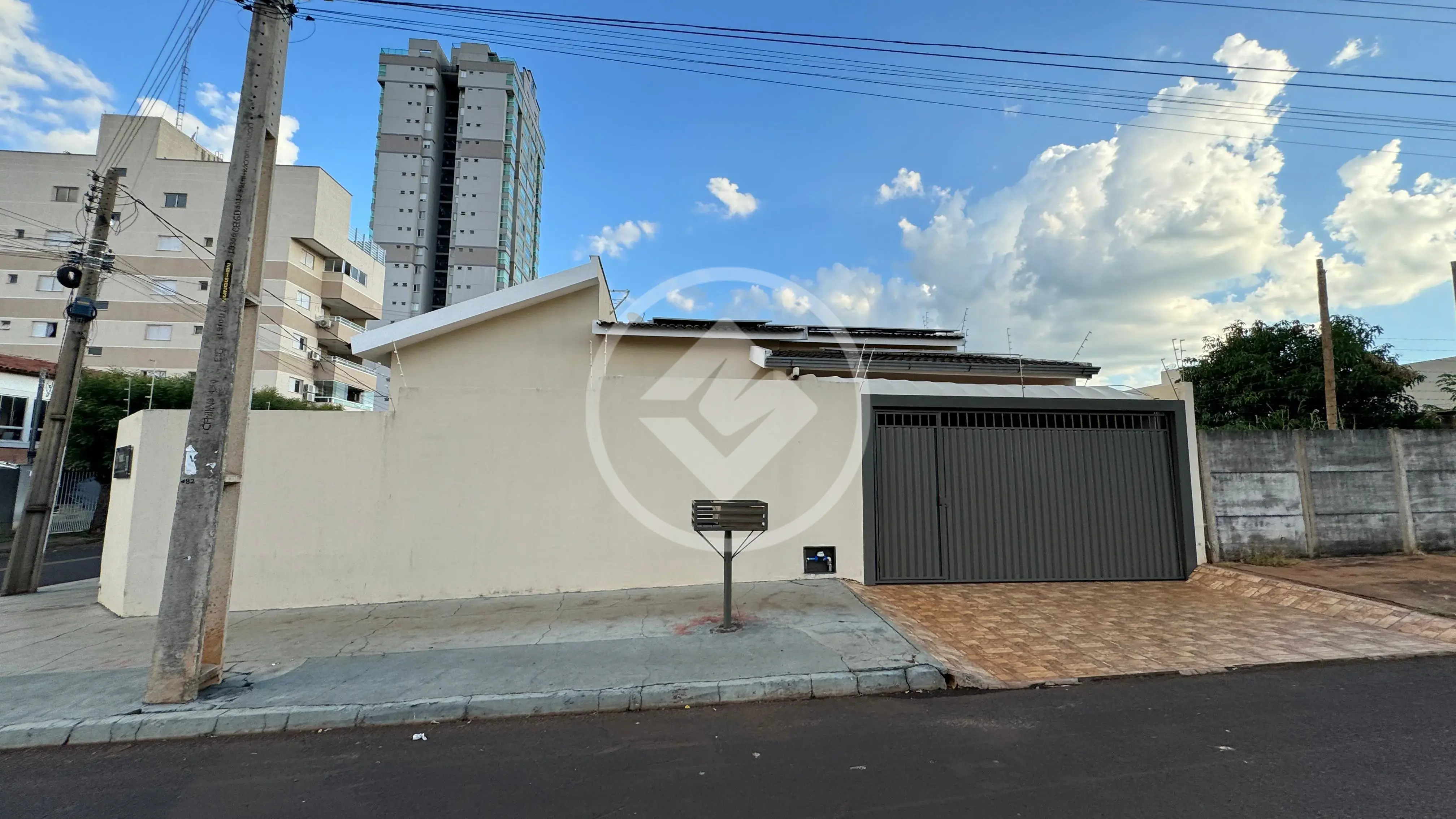 Imagem 1 - Casa Comercial em Setor Morada do Sol, Rio Verde - GO