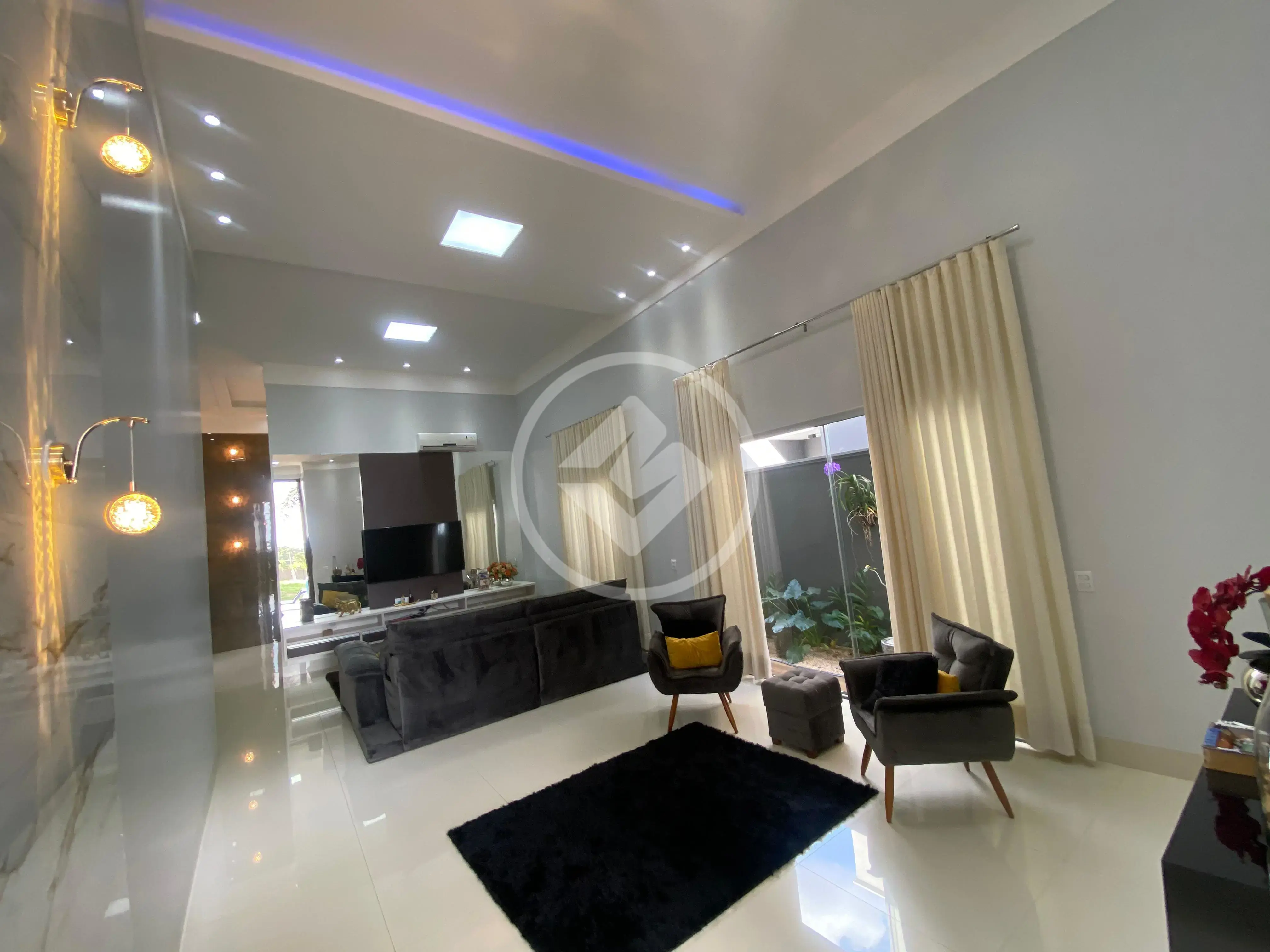Imagem 1 - Casa Condomínio em Condomínio Solar do Bosque, Rio Verde - GO