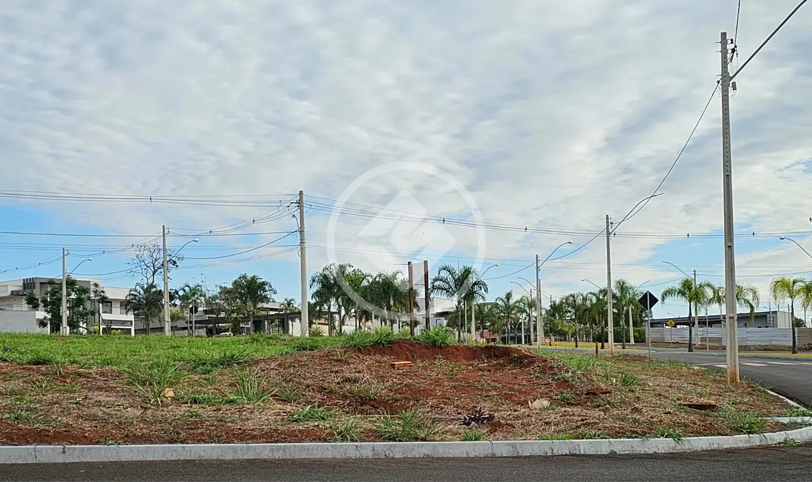 Imagem 1 - Terreno Condomínio em Condomínio Vale das Araras, Rio Verde - GO