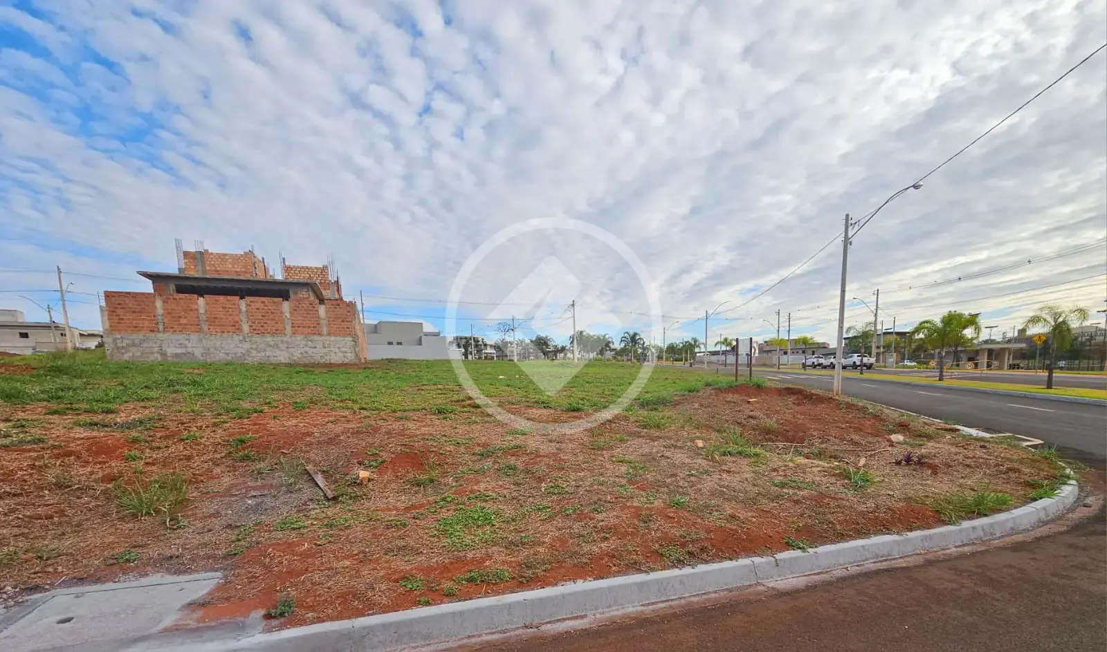 Imagem 1 - Terreno Condomínio em Condomínio Vale das Araras, Rio Verde - GO