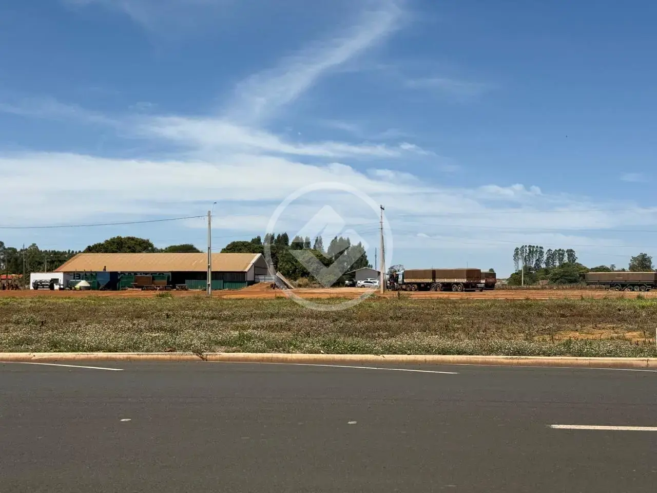 Imagem 1 - Terreno Comercial em Bairro Estoril, Rio Verde - GO