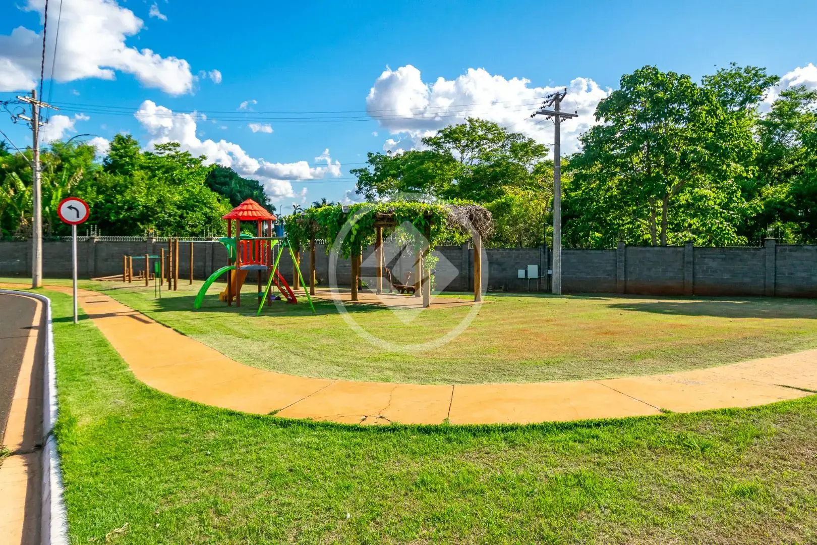 Imagem 5 - Casa Condomínio em Condomínio Solar do Bosque, Rio Verde - GO
