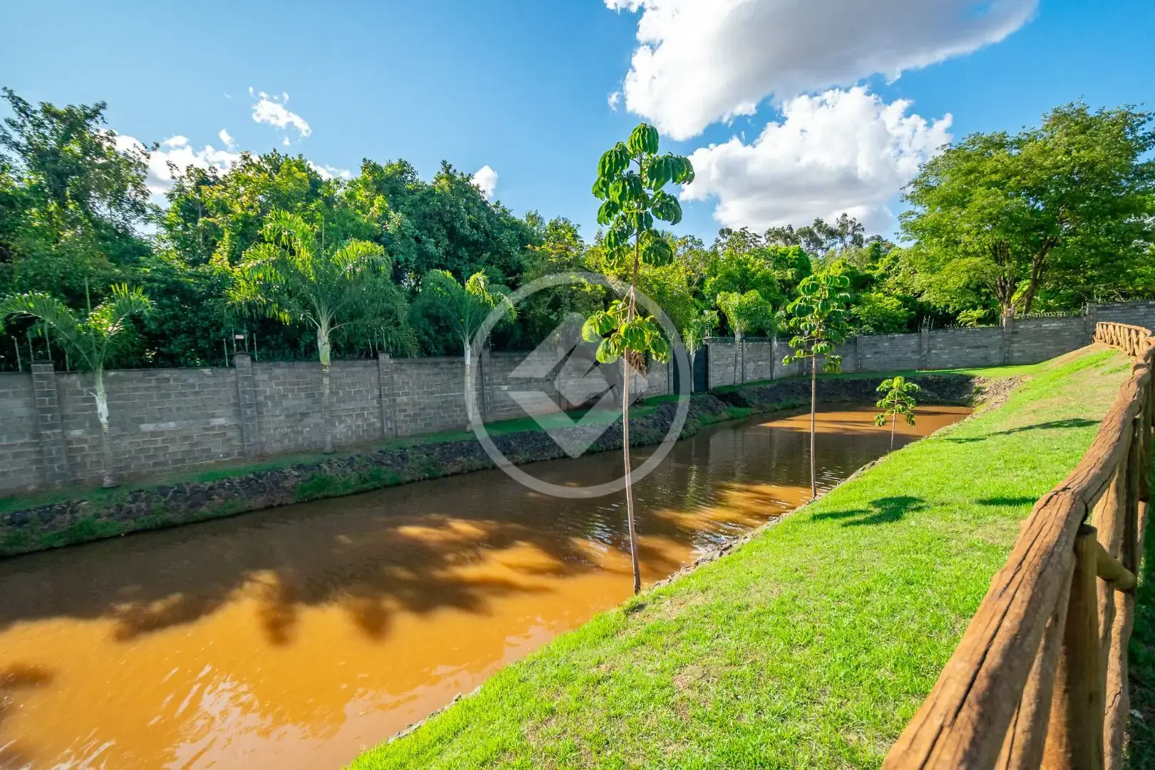 Imagem 2 - Casa Condomínio em Condomínio Solar do Bosque, Rio Verde - GO
