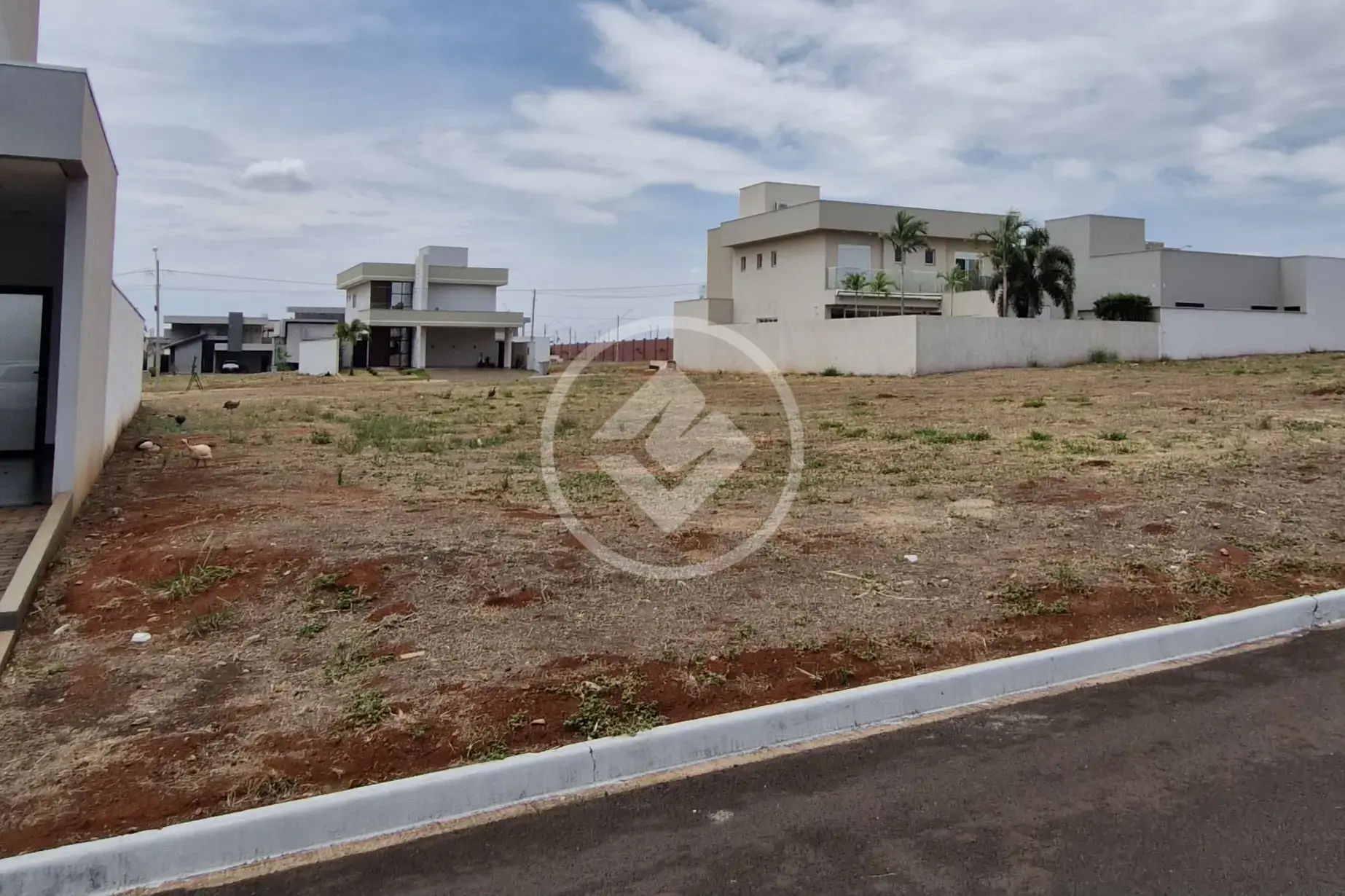 Imagem 1 - Terreno Condomínio em Condomínio Vale das Araras, Rio Verde - GO