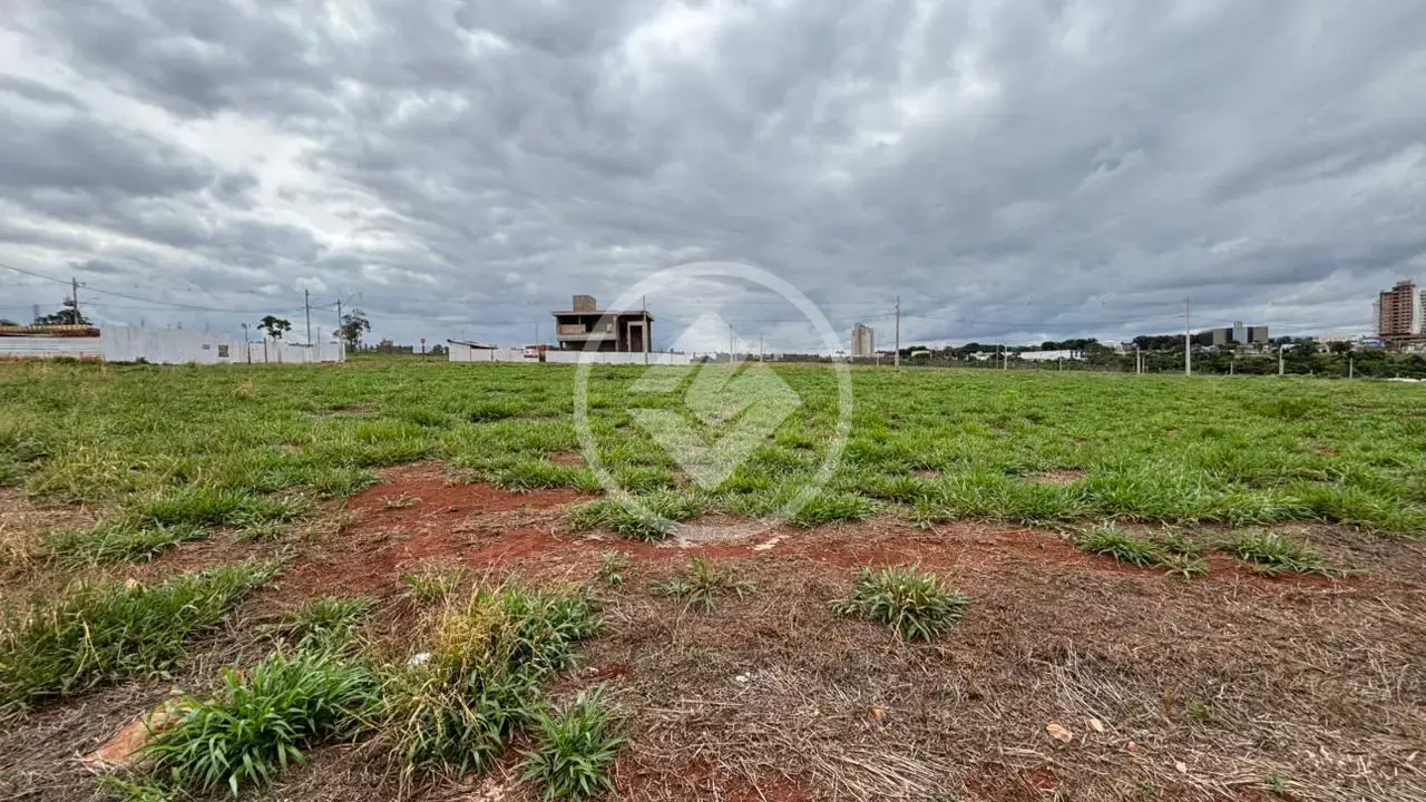 Imagem 1 - Terreno em Condomínio Parque do Cerrado, Rio Verde - GO
