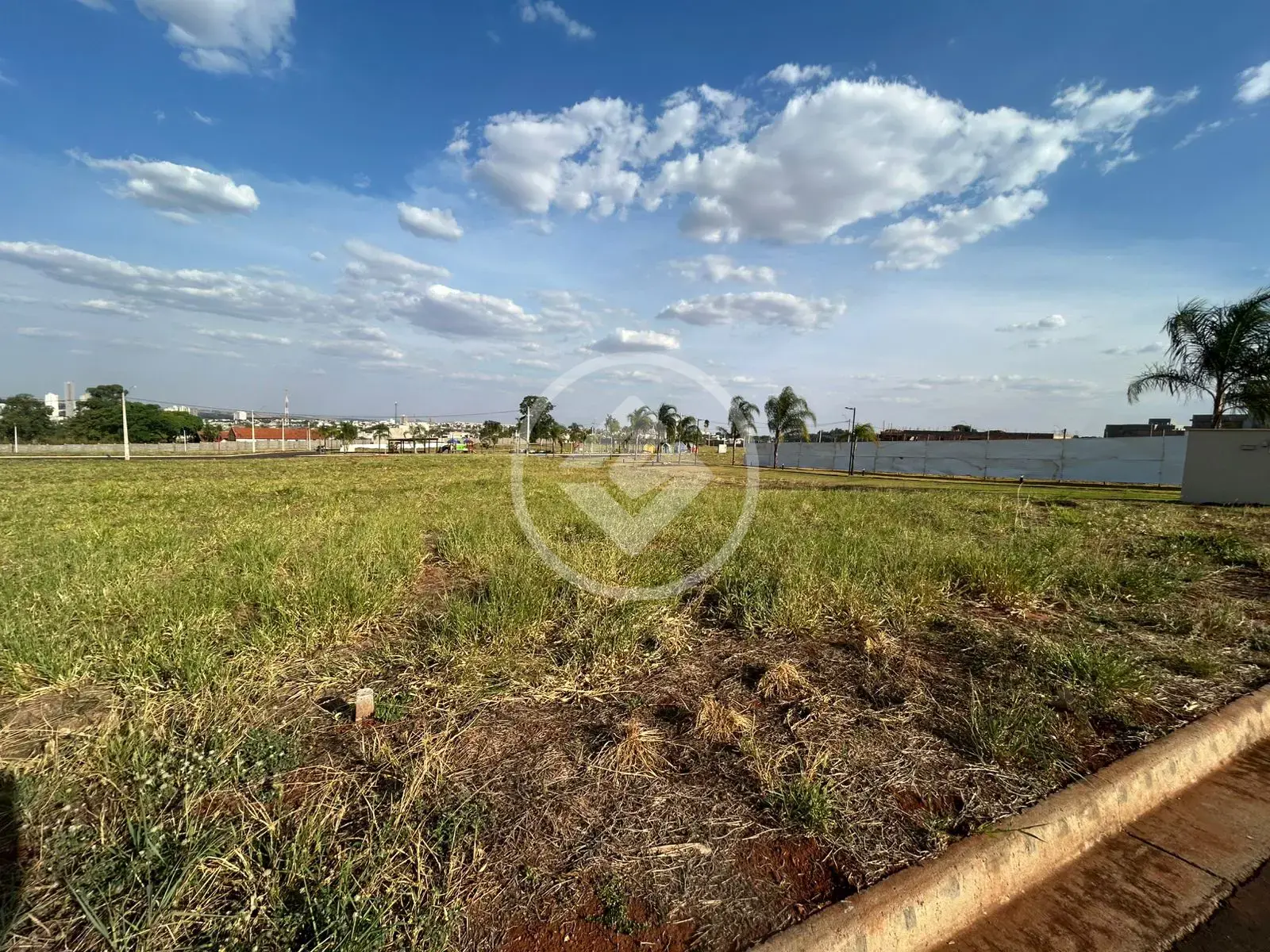 Imagem 1 - Terreno Condomínio em Condomínio Parque do Cerrado, Rio Verde - GO