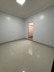 Imagem 4 - Casa em Parque das Laranjeiras Prolongamento, Rio Verde - GO