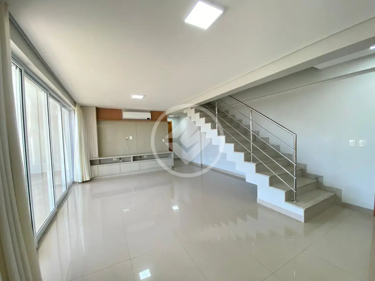 Imagem 1 - Apartamento Duplex em Residencial Interlagos, Rio Verde - GO