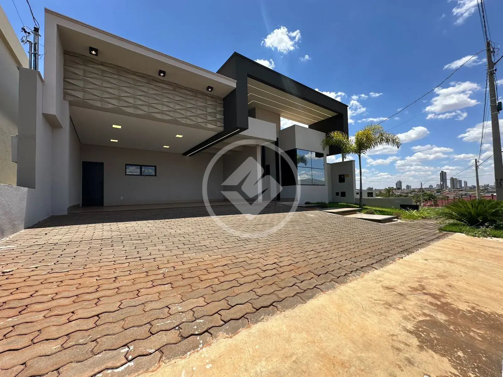 Imagem 1 - Casa em Condomínio Vale das Araras, Rio Verde - GO