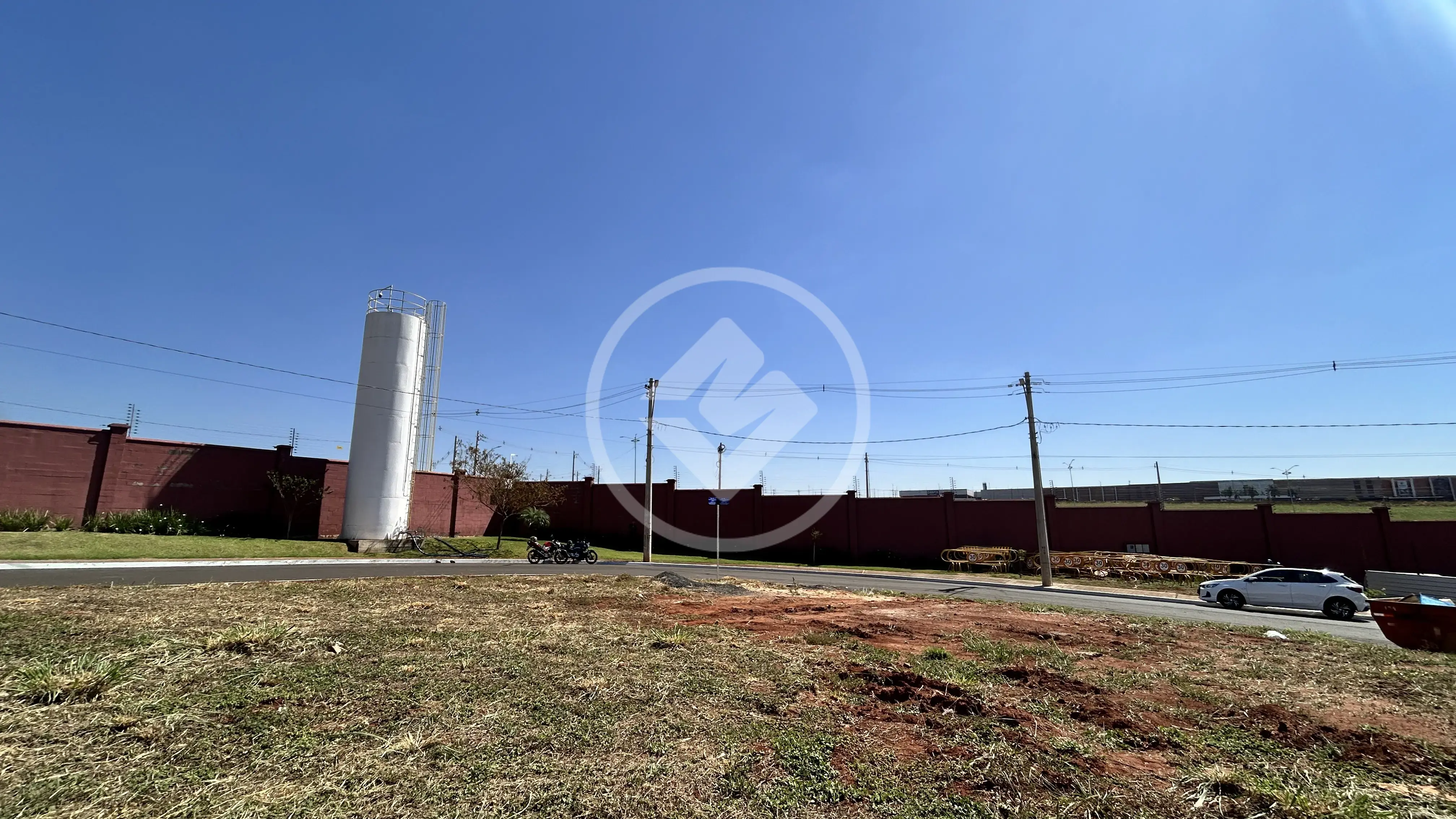Imagem 1 - Terreno Condomínio em Condomínio Vale das Araras, Rio Verde - GO