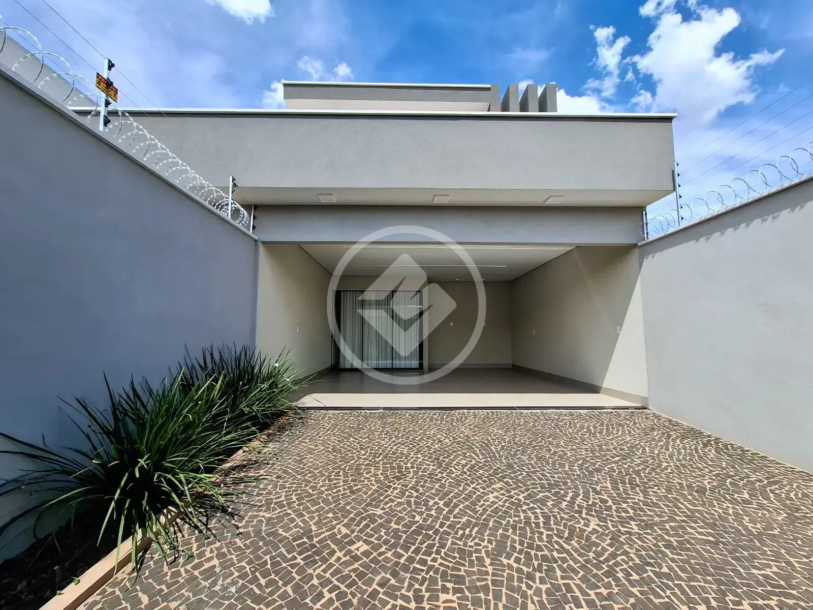 Imagem 1 - Casa em Residencial Campos Elíseos, Rio Verde - GO