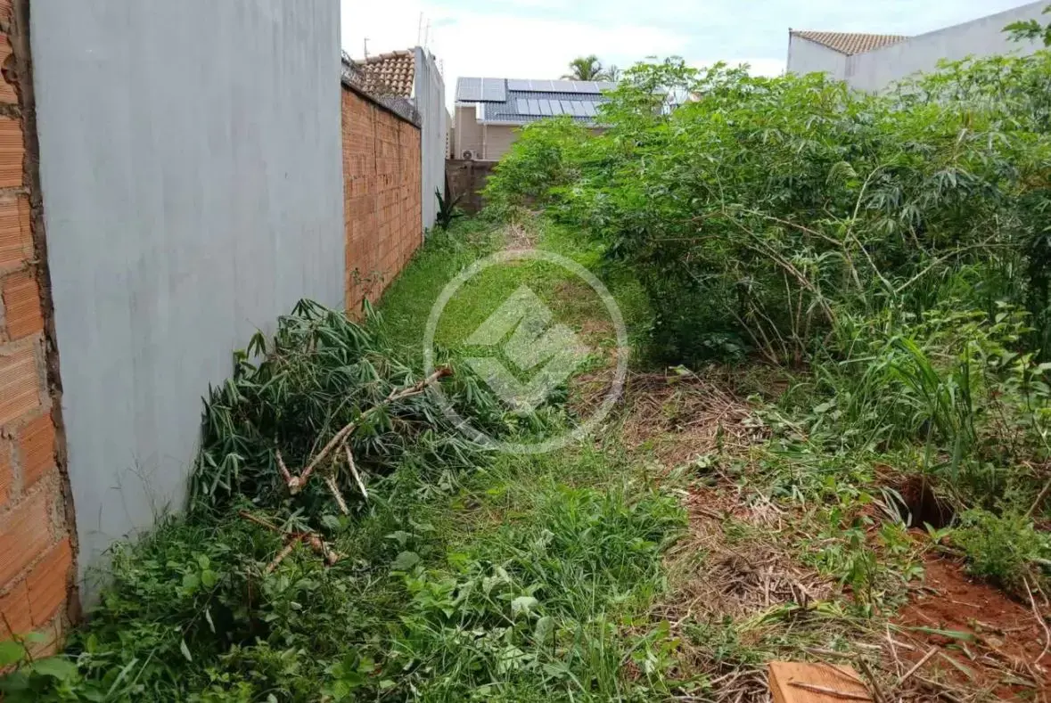 Imagem 1 - Terreno em Bairro Parque Laranjeiras, Rio Verde - GO