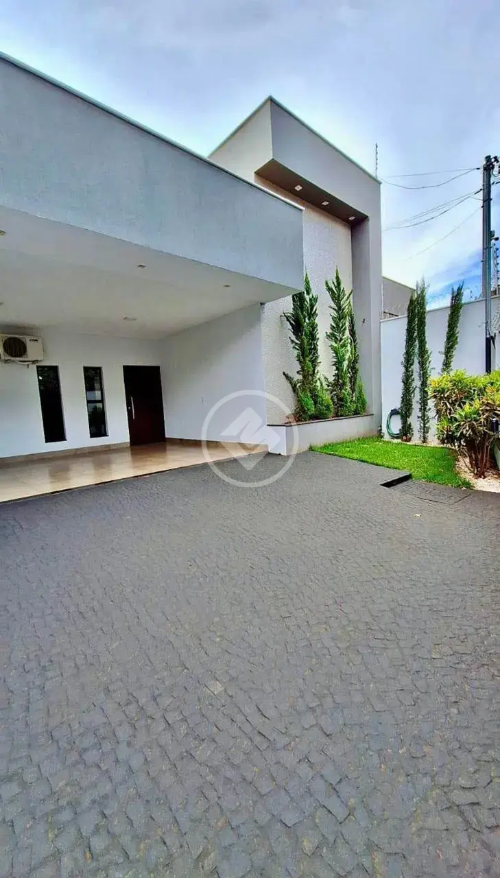 Imagem 1 - Casa em Bairro Residencial Interlagos, Rio Verde - GO