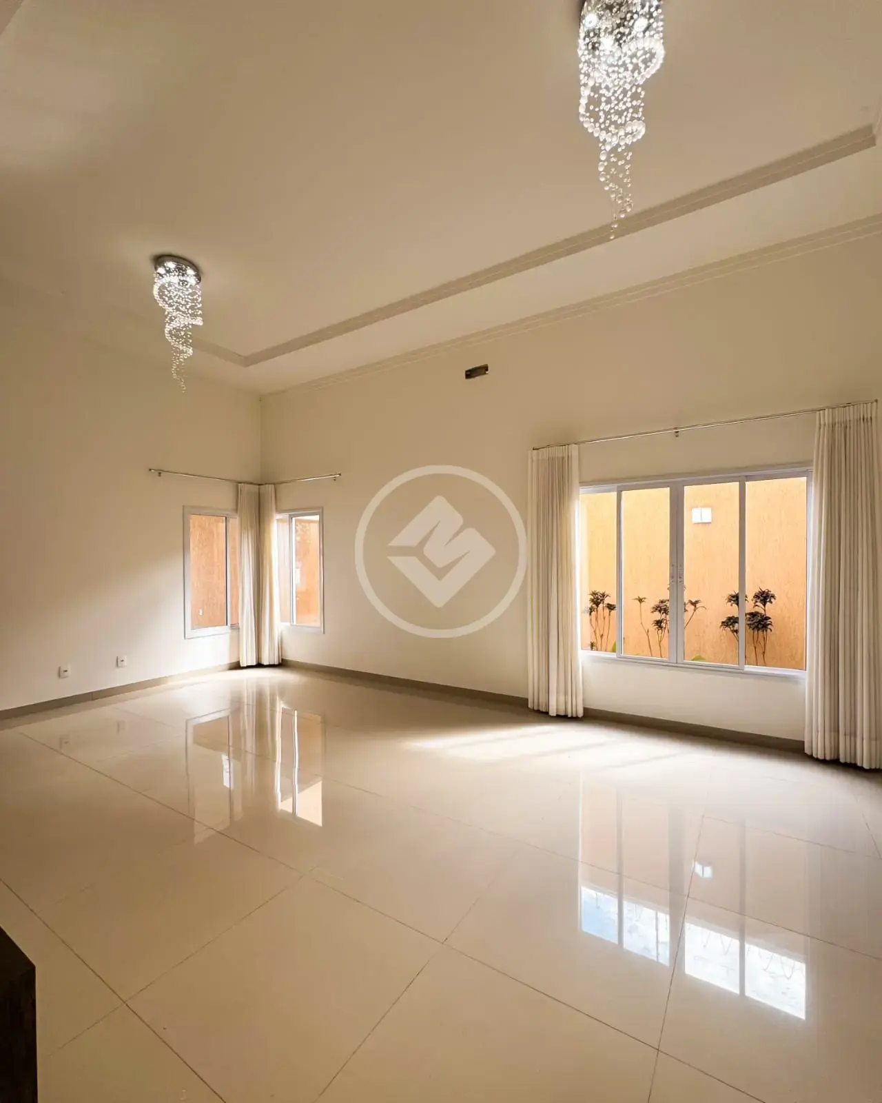 Imagem 1 - Casa em Residencial Interlagos, Rio Verde - GO