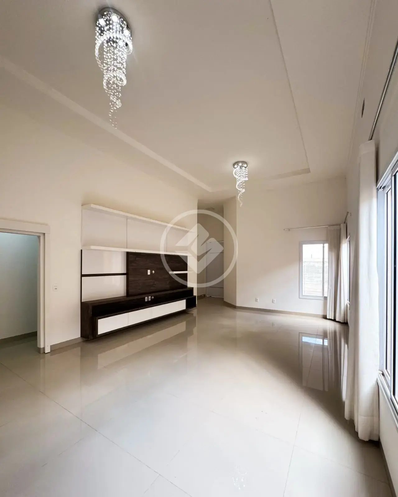 Imagem 2 - Casa em Residencial Interlagos, Rio Verde - GO