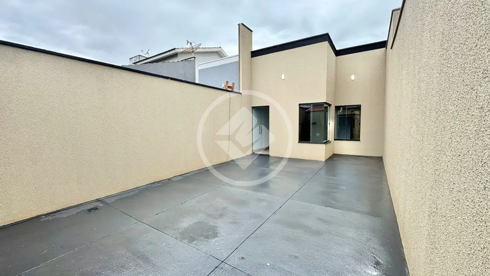 Imagem 1 - Casa em Bairro Residencial Jardim Helena, Rio Verde - GO