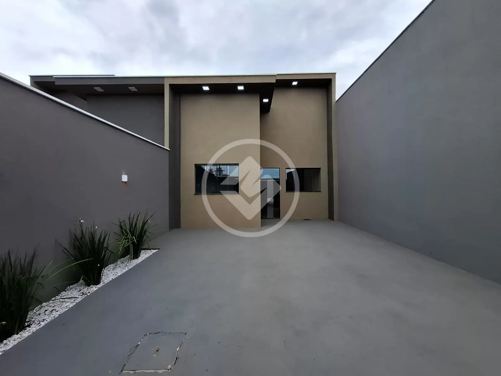 Imagem 1 - Casa em Residencial Recanto dos Ipês, Rio Verde - GO