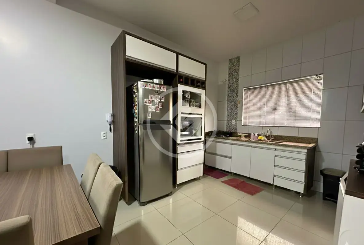 Imagem 4 - Sobrado em Residencial Solar dos Ataídes 2ª Etapa, Rio Verde - GO