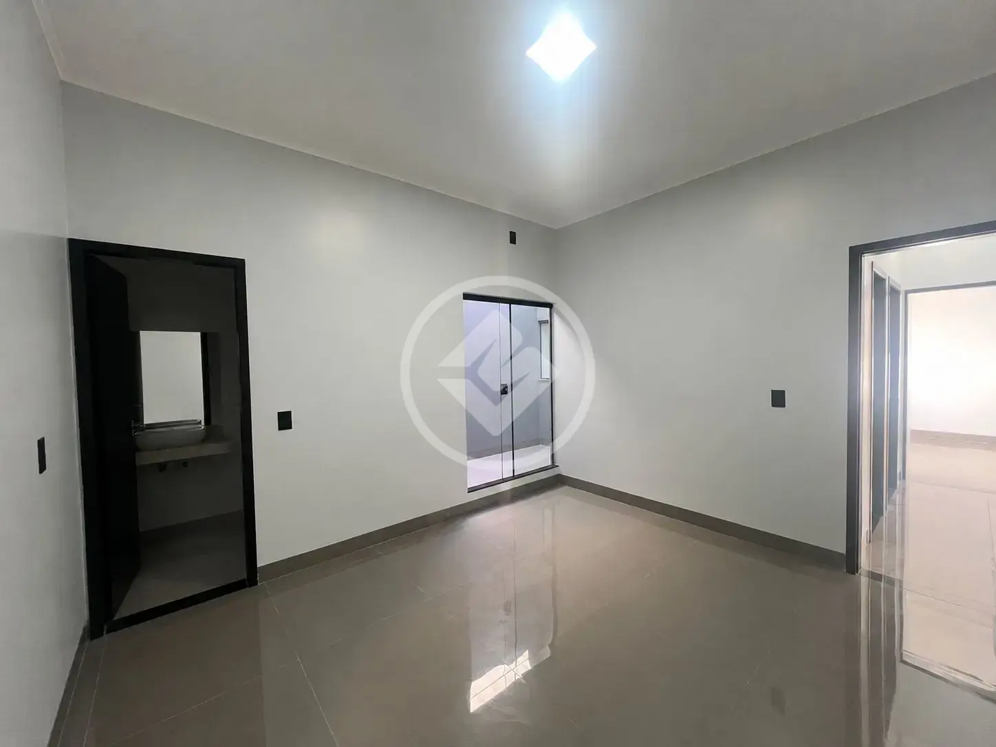 Imagem 1 - Casa em Residencial Recanto dos Ipês, Rio Verde - GO