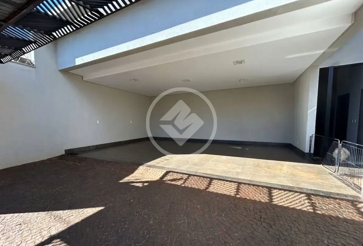 Imagem 2 - Casa Comercial em Parque dos Buritis, Rio Verde - GO