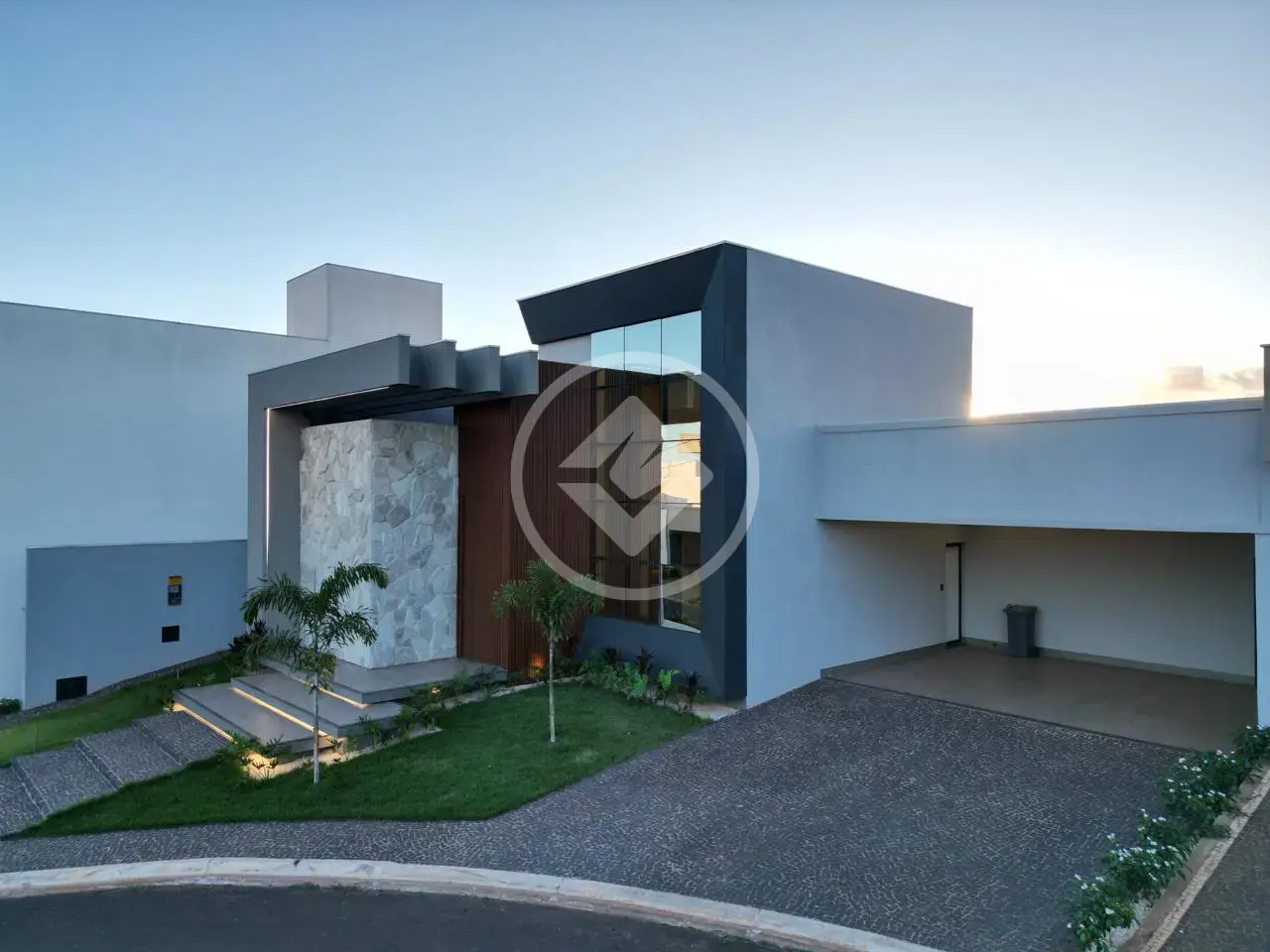 Imagem 1 - Casa em Condomínio Residencial Villa Capri, Rio Verde - GO