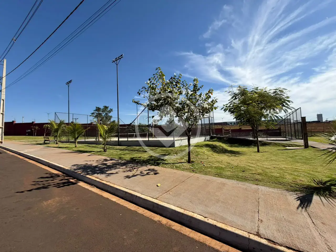 Imagem 3 - Terreno em Condomínio Vale das Araras, Rio Verde - GO