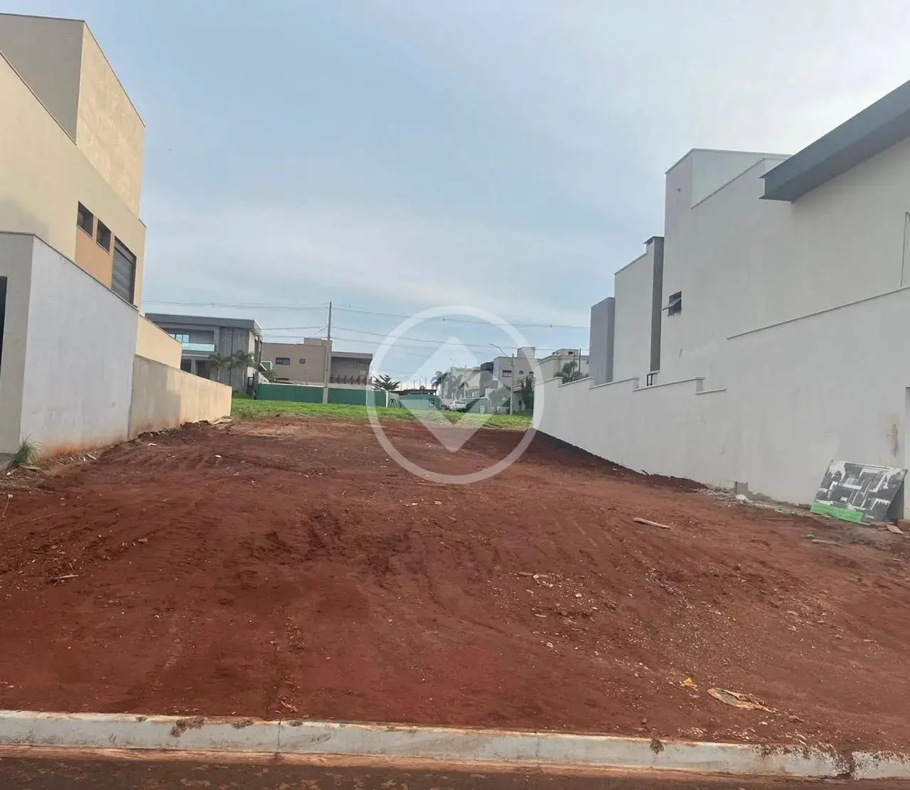 Imagem 1 - Terreno Condomínio em Condomínio Vale das Araras, Rio Verde - GO