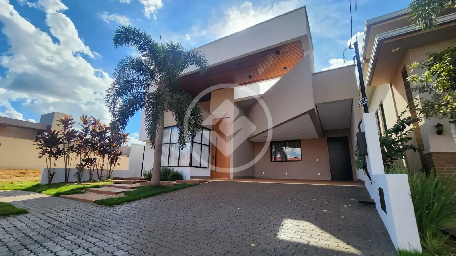 Imagem 1 - Casa Condomínio em Condomínio Vale das Araras, Rio Verde - GO