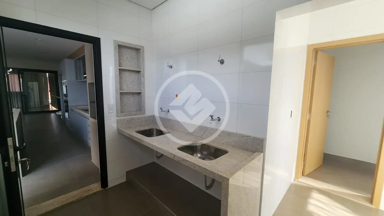 Imagem 4 - Casa Condomínio em Condomínio Vale das Araras, Rio Verde - GO