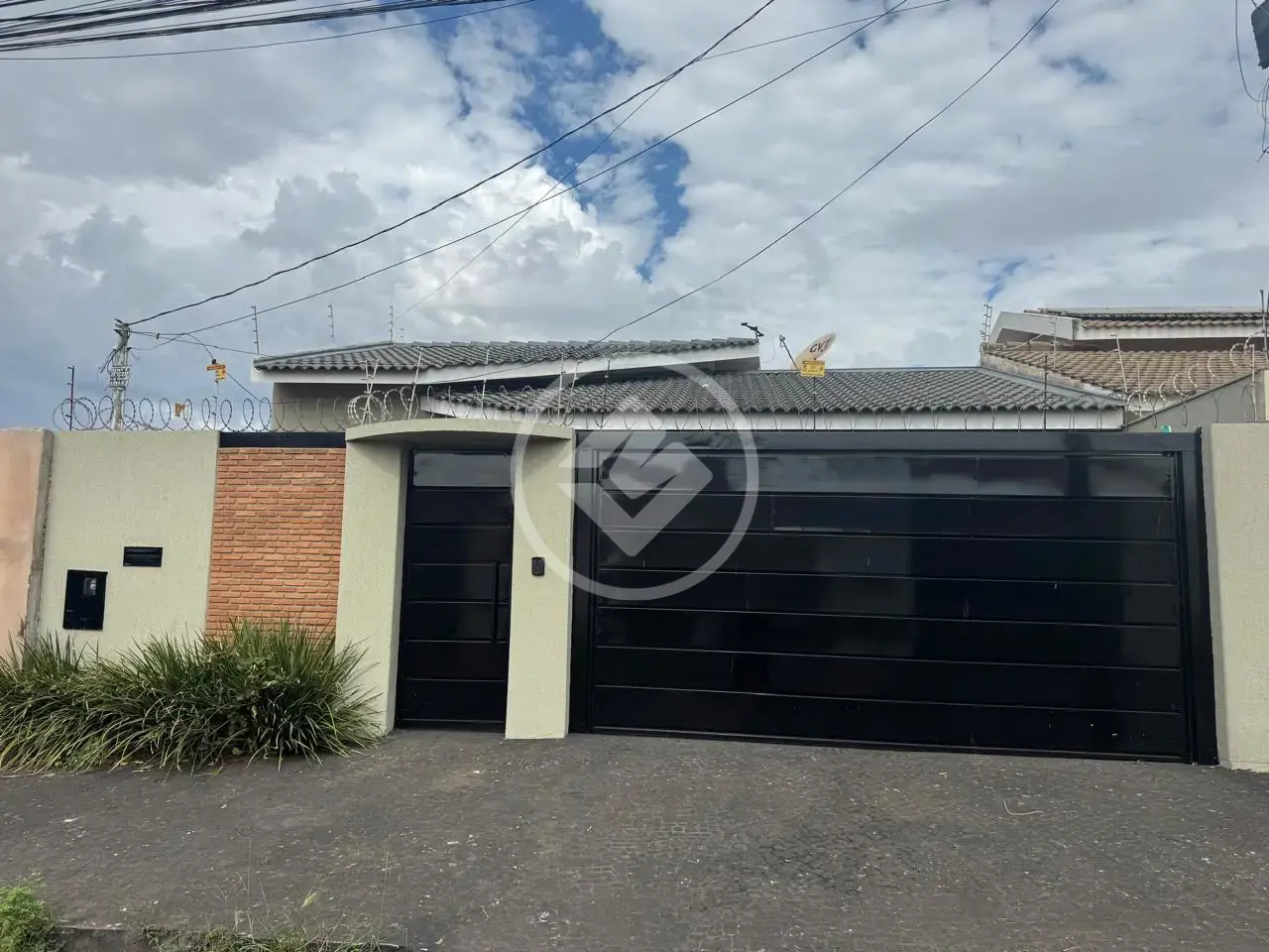 Imagem 1 - Casa Condomínio em Parque Solar do Agreste B, Rio Verde - GO