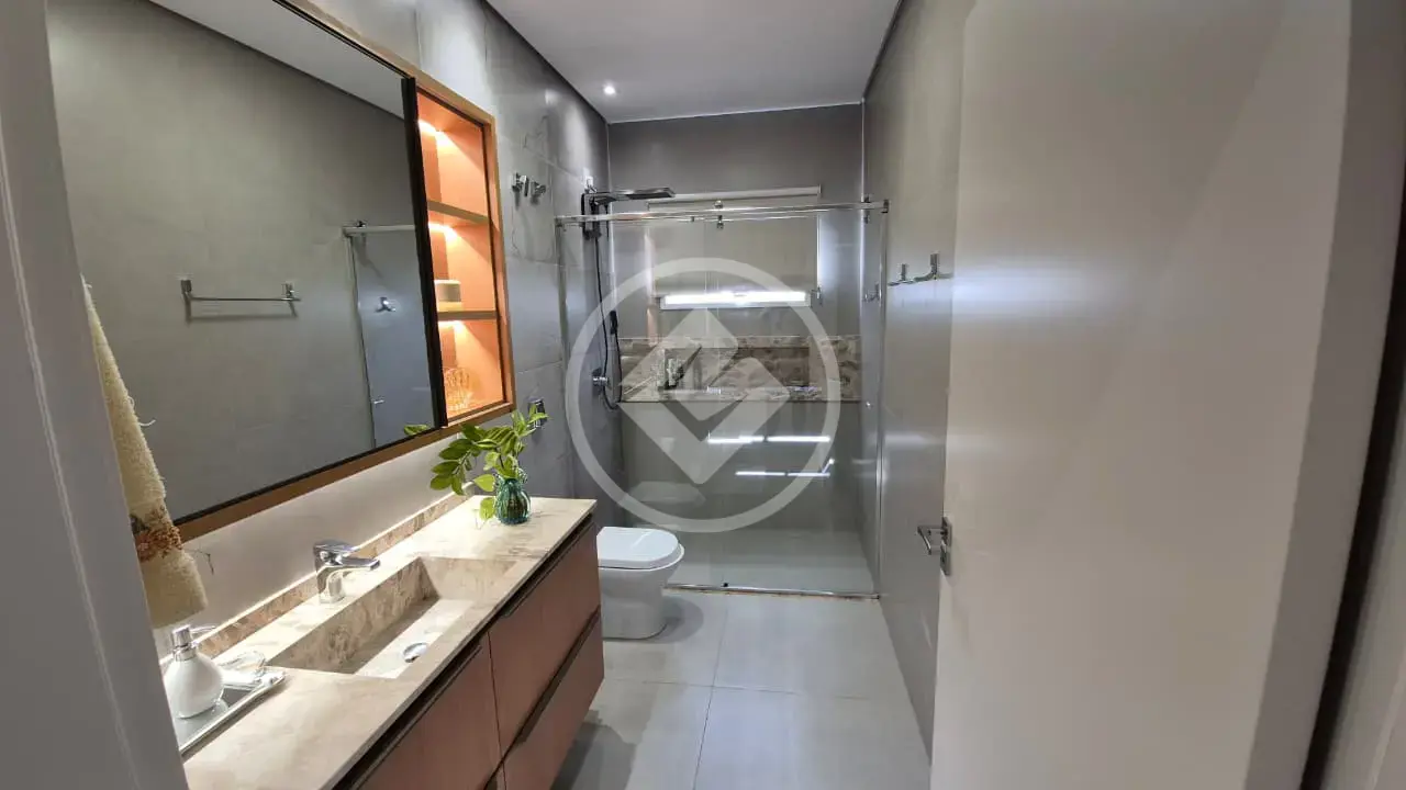 Imagem 6 - Casa Condomínio em Condomínio Vale das Araras, Rio Verde - GO
