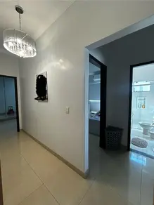 Imagem 5 - Casa em Residencial Interlagos, Rio Verde - GO