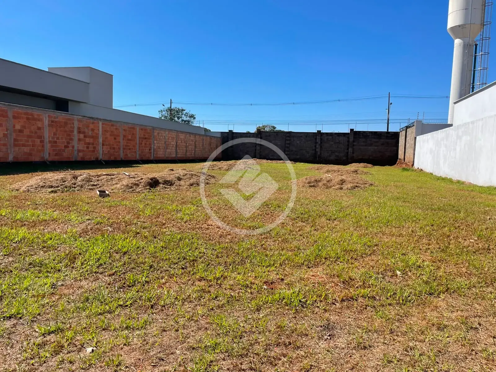 Imagem 1 - Terreno Condomínio em Condomínio Residencial Saint Martin, Rio Verde - GO