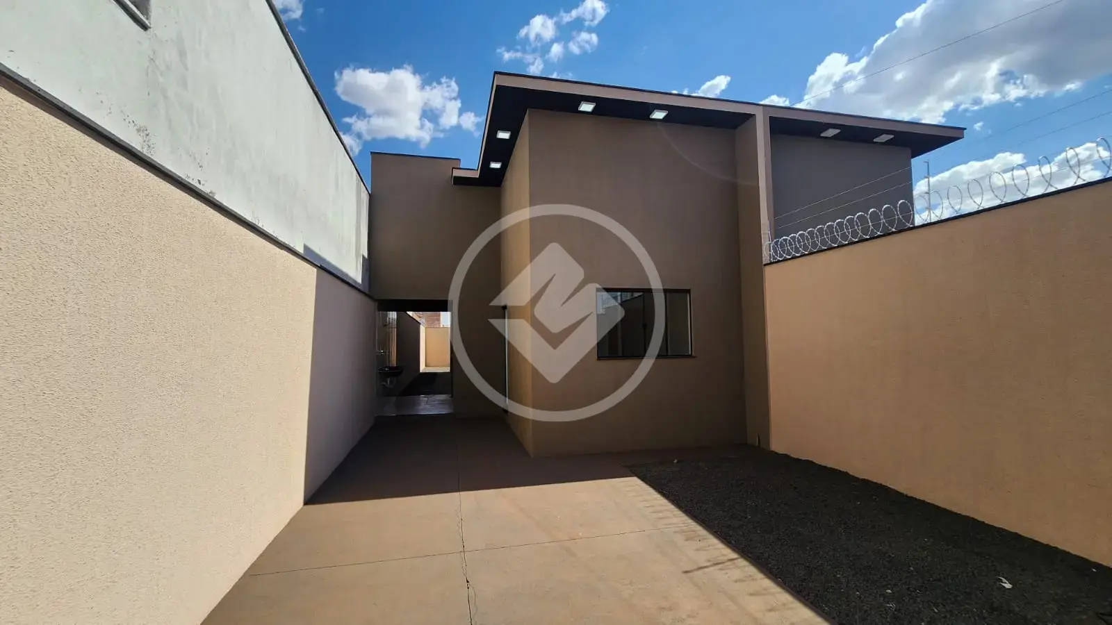 Imagem 1 - Casa em Residencial Recanto dos Ipês, Rio Verde - GO