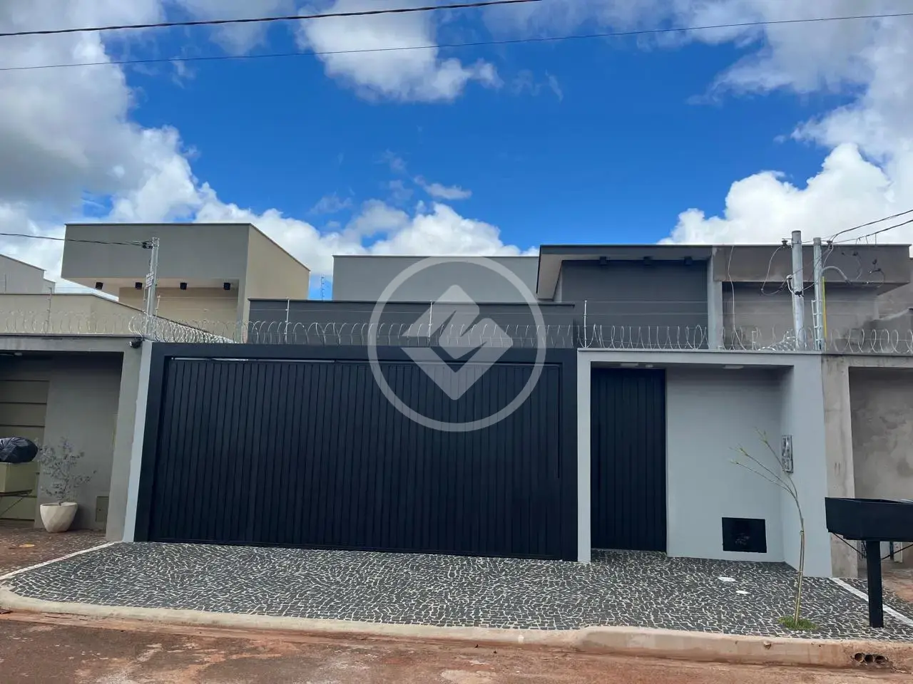 Image 2 - Casa em Residencial Canaã II, Rio Verde - GO