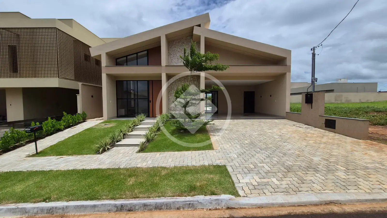 Imagem 1 - Casa Condomínio em Condomínio Vale das Araras, Rio Verde - GO