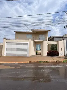 Sobrado Bairro Residencial Interlagos, Rio Verde - GO — foto 1