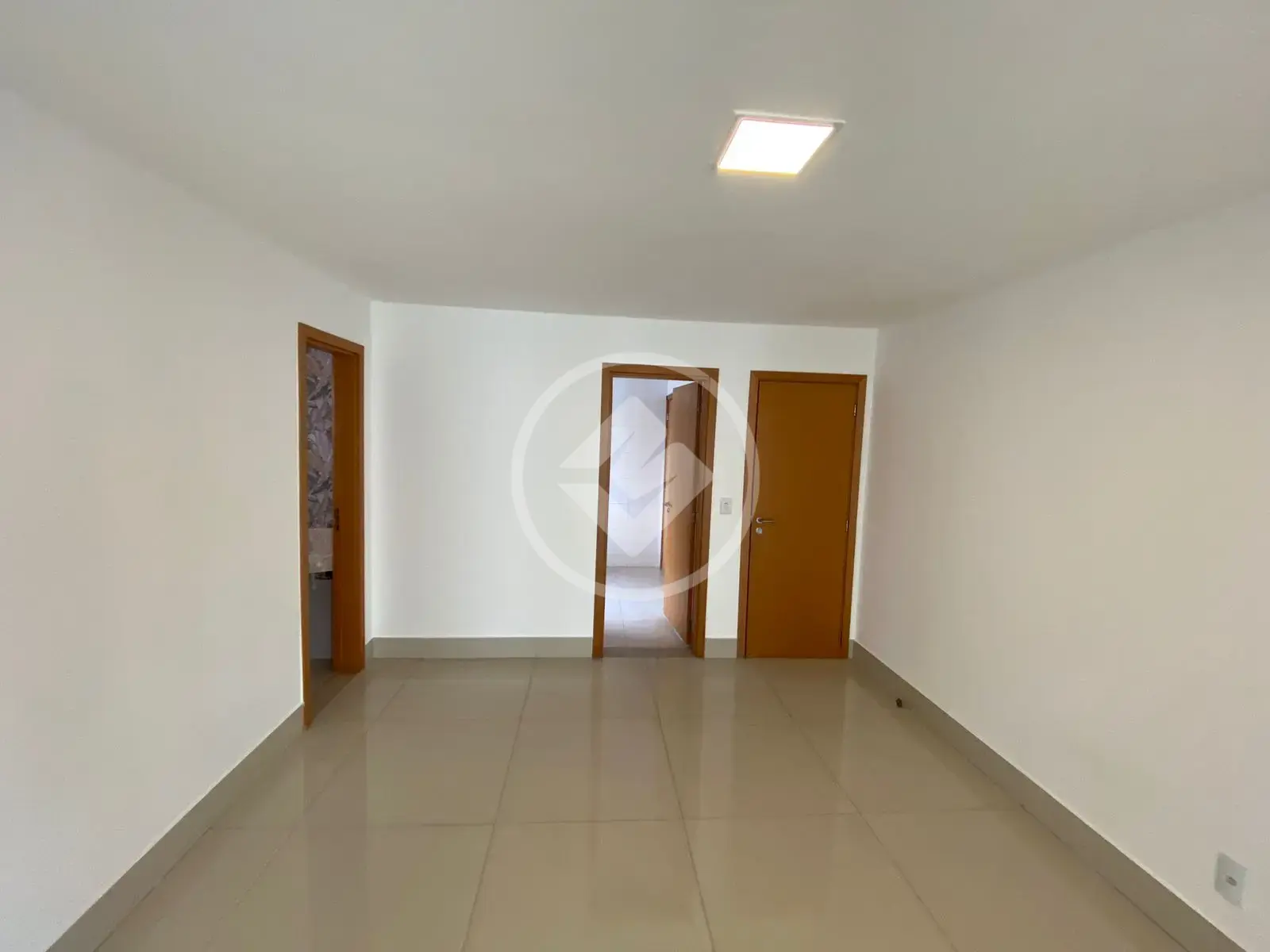 Image 2 - Apartamento em Setor Bueno, Goiânia - GO