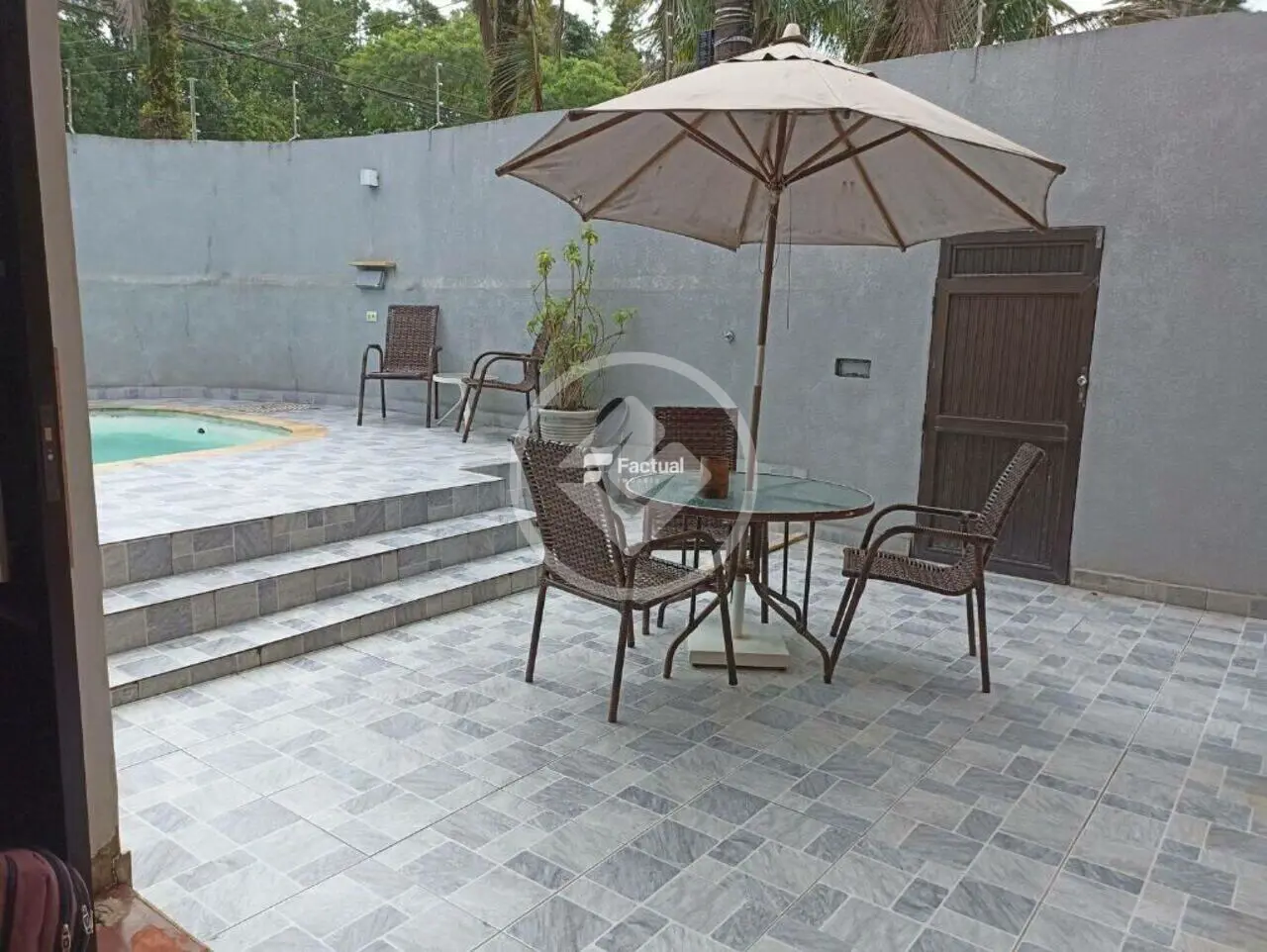 Casa Jardim Virgínia, Guarujá - SP — foto 1