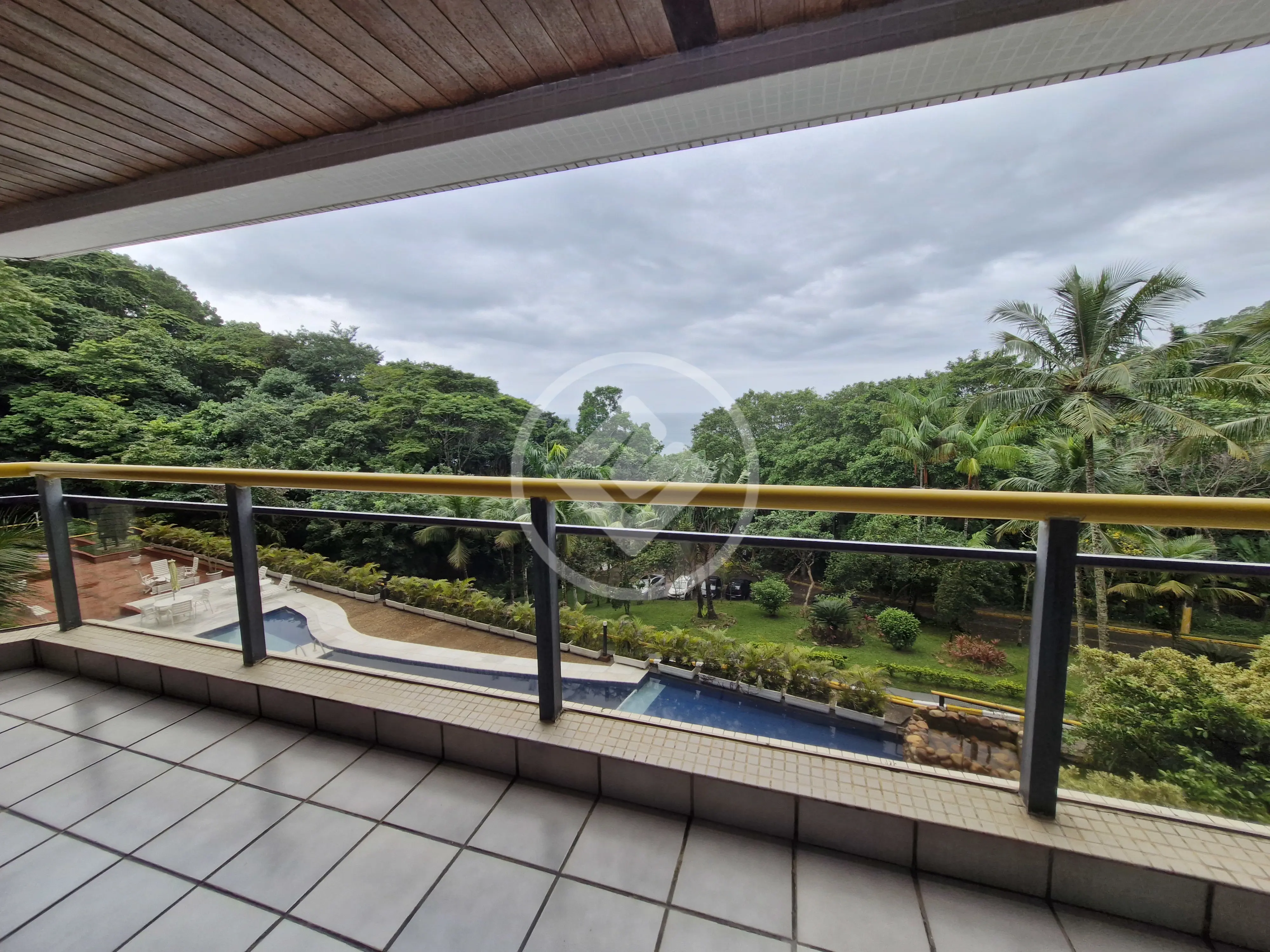 Apartamento Morro Sorocotuba, Guarujá - SP — foto 1