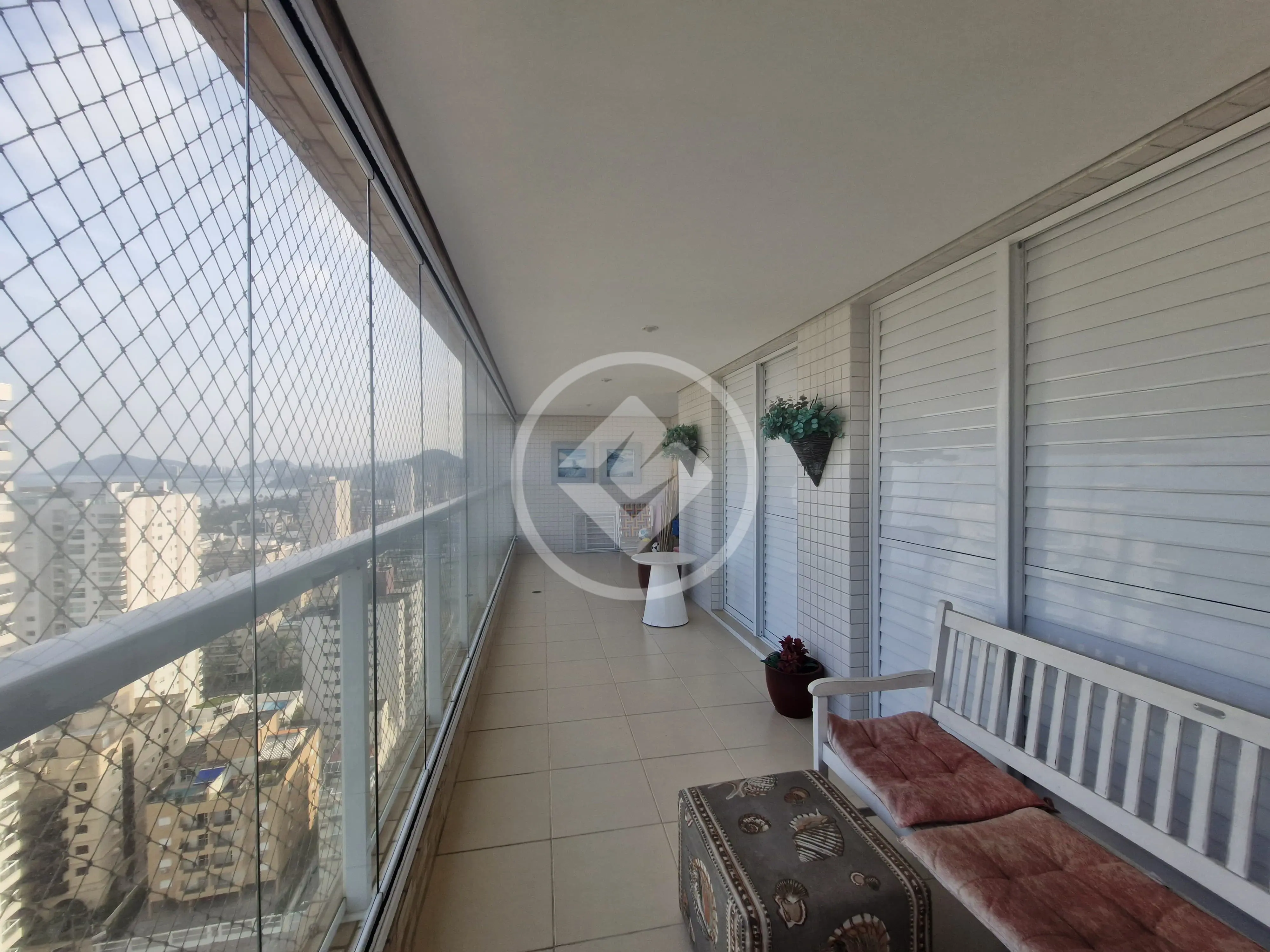 Apartamento Enseada, Guarujá - SP — foto 1