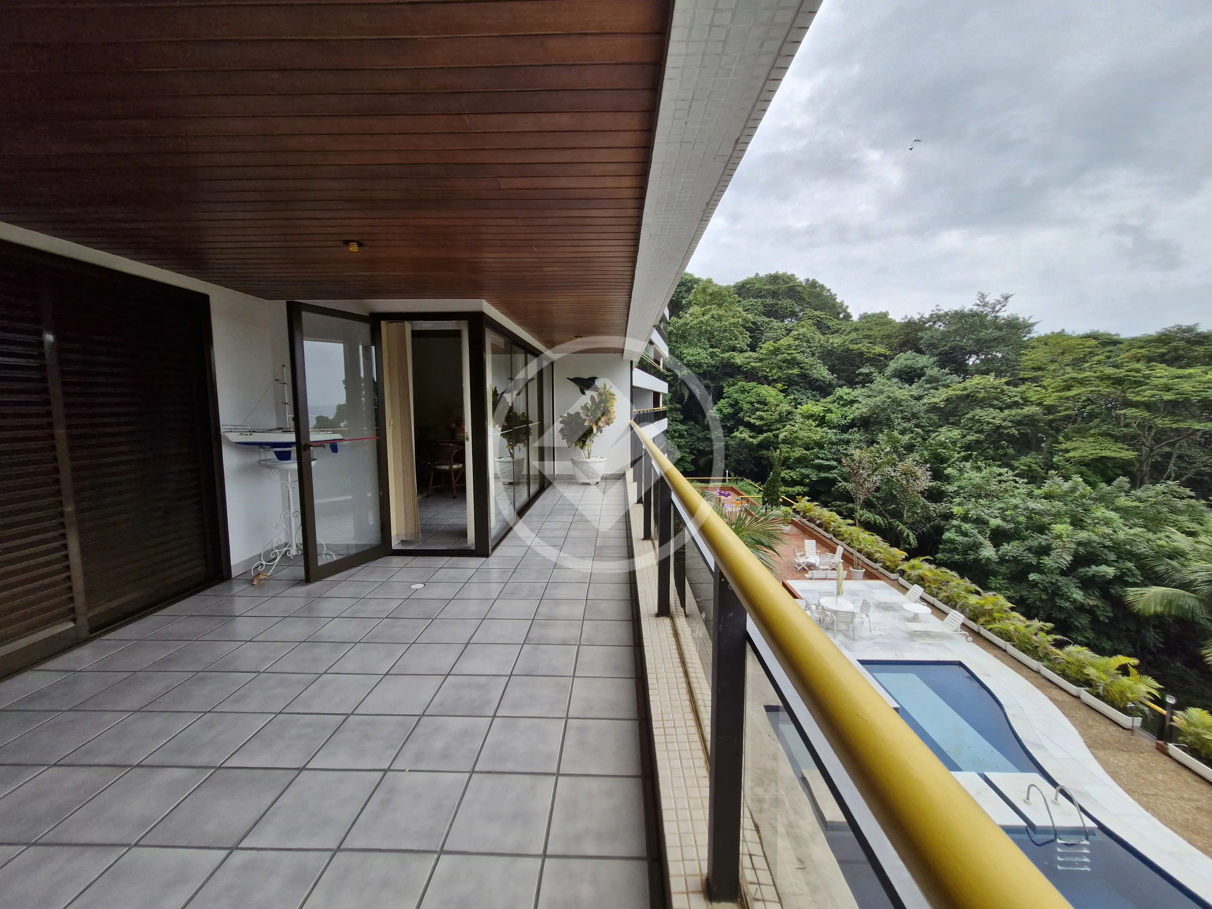Apartamento Morro Sorocotuba, Guarujá - SP — foto 1