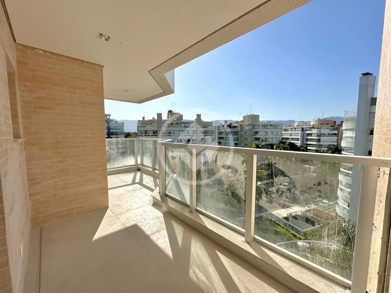 Image 2 - Apartamento em Riviera, Bertioga - SP
