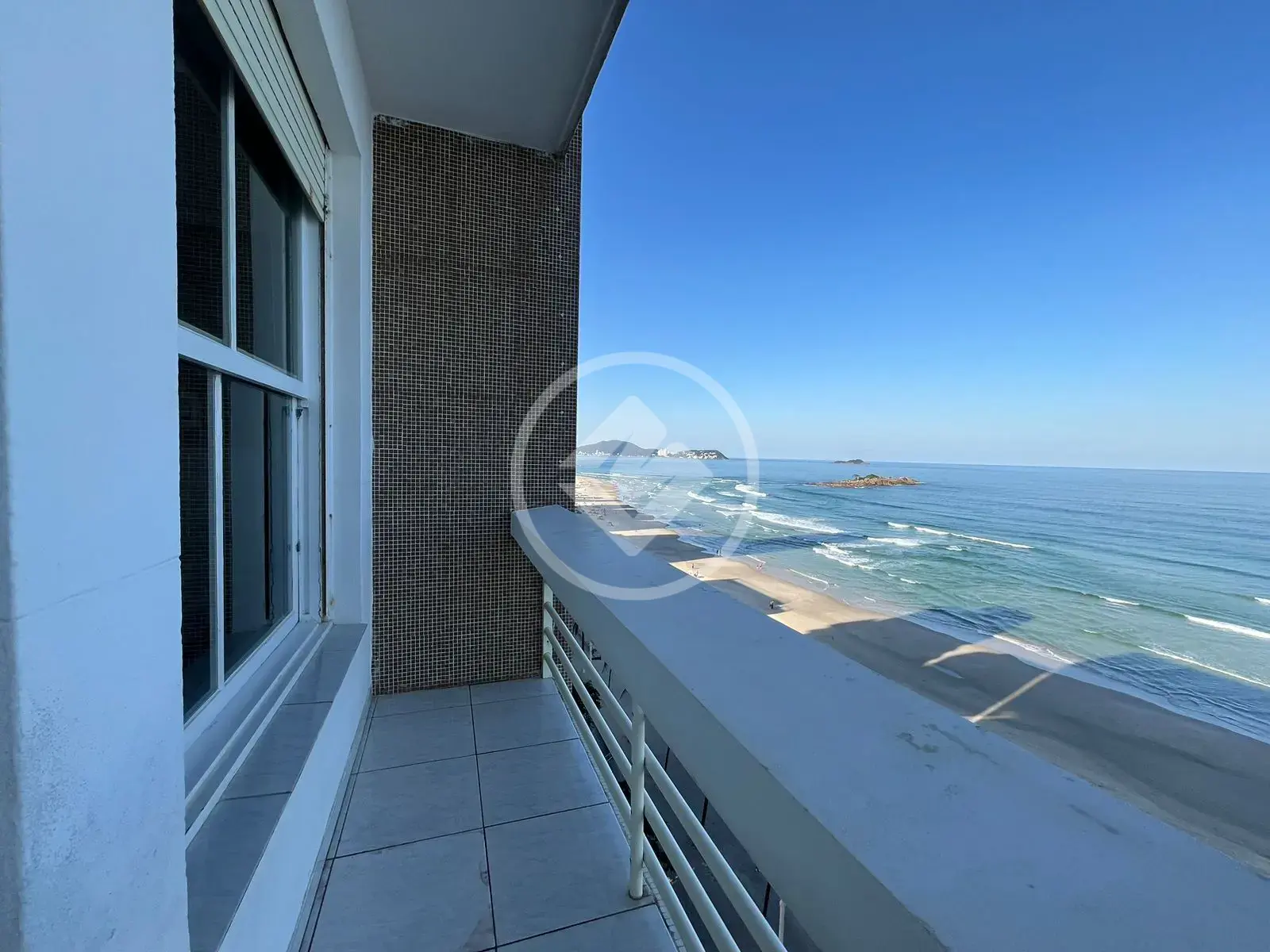 Image 2 - Apartamento em Pitangueiras, Guarujá - SP